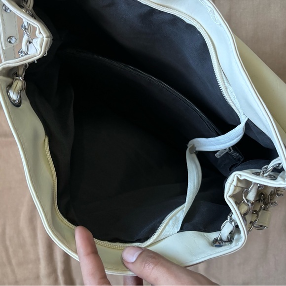 Faux leather off white bag - Picture 5 of 14